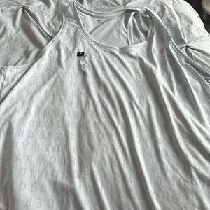 Under armour loose fit tank